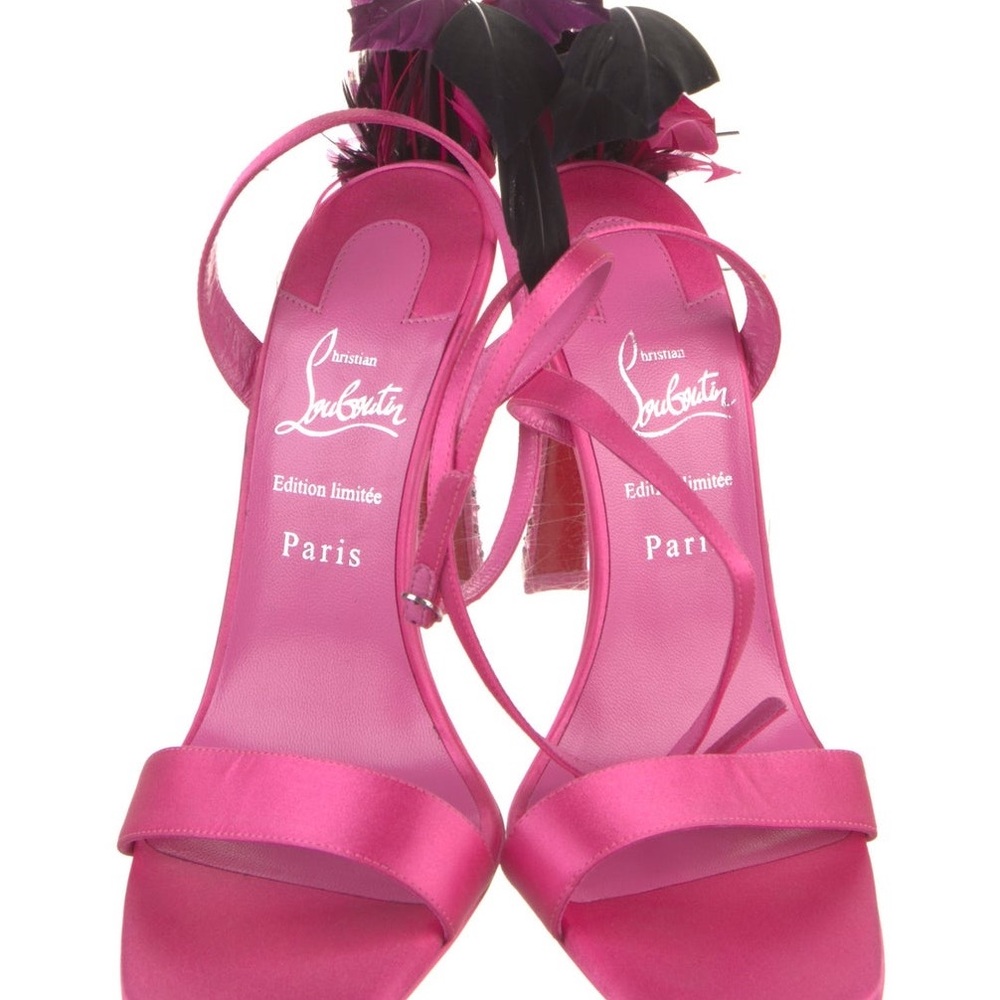 Christian Louboutin Condora feather-embellished satin pink sandals 8 New - Picture 2 of 4